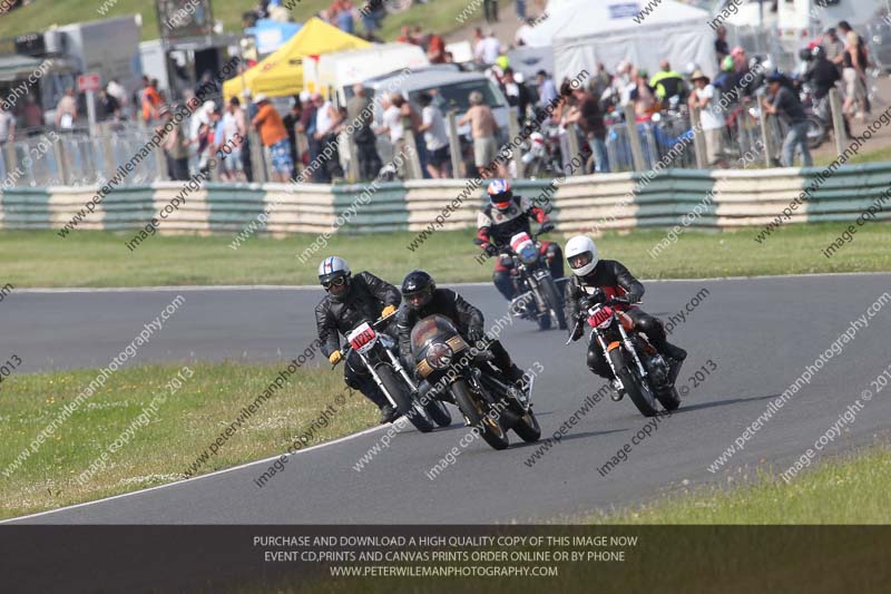 Vintage motorcycle club;eventdigitalimages;mallory park;mallory park trackday photographs;no limits trackdays;peter wileman photography;trackday digital images;trackday photos;vmcc festival 1000 bikes photographs