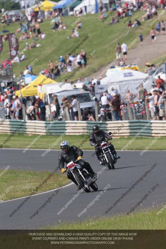 Vintage motorcycle club;eventdigitalimages;mallory park;mallory park trackday photographs;no limits trackdays;peter wileman photography;trackday digital images;trackday photos;vmcc festival 1000 bikes photographs