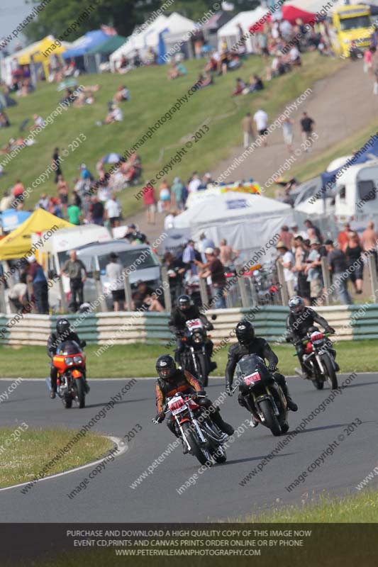 Vintage motorcycle club;eventdigitalimages;mallory park;mallory park trackday photographs;no limits trackdays;peter wileman photography;trackday digital images;trackday photos;vmcc festival 1000 bikes photographs