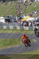 Vintage-motorcycle-club;eventdigitalimages;mallory-park;mallory-park-trackday-photographs;no-limits-trackdays;peter-wileman-photography;trackday-digital-images;trackday-photos;vmcc-festival-1000-bikes-photographs