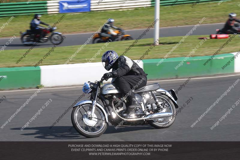 Vintage motorcycle club;eventdigitalimages;mallory park;mallory park trackday photographs;no limits trackdays;peter wileman photography;trackday digital images;trackday photos;vmcc festival 1000 bikes photographs