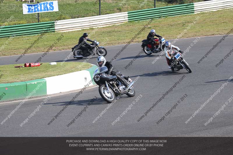 Vintage motorcycle club;eventdigitalimages;mallory park;mallory park trackday photographs;no limits trackdays;peter wileman photography;trackday digital images;trackday photos;vmcc festival 1000 bikes photographs