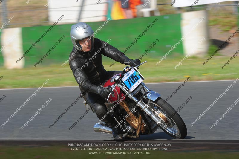 Vintage motorcycle club;eventdigitalimages;mallory park;mallory park trackday photographs;no limits trackdays;peter wileman photography;trackday digital images;trackday photos;vmcc festival 1000 bikes photographs