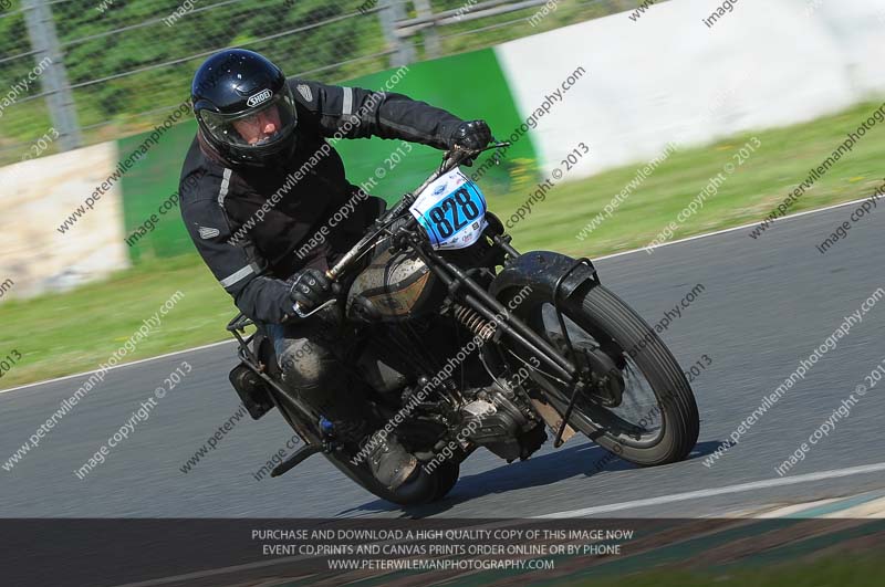 Vintage motorcycle club;eventdigitalimages;mallory park;mallory park trackday photographs;no limits trackdays;peter wileman photography;trackday digital images;trackday photos;vmcc festival 1000 bikes photographs