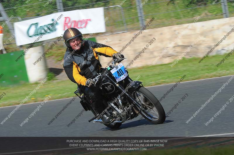 Vintage motorcycle club;eventdigitalimages;mallory park;mallory park trackday photographs;no limits trackdays;peter wileman photography;trackday digital images;trackday photos;vmcc festival 1000 bikes photographs