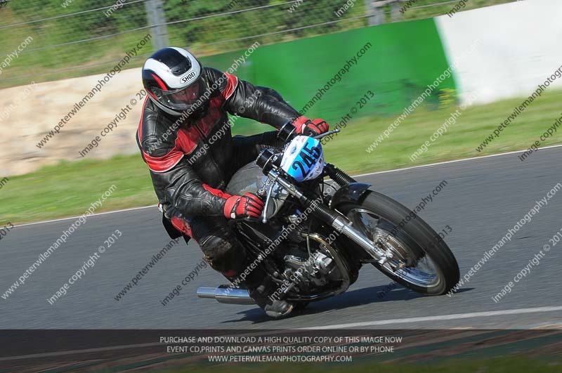 Vintage motorcycle club;eventdigitalimages;mallory park;mallory park trackday photographs;no limits trackdays;peter wileman photography;trackday digital images;trackday photos;vmcc festival 1000 bikes photographs