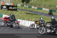 Vintage-motorcycle-club;eventdigitalimages;mallory-park;mallory-park-trackday-photographs;no-limits-trackdays;peter-wileman-photography;trackday-digital-images;trackday-photos;vmcc-festival-1000-bikes-photographs