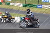 Vintage-motorcycle-club;eventdigitalimages;mallory-park;mallory-park-trackday-photographs;no-limits-trackdays;peter-wileman-photography;trackday-digital-images;trackday-photos;vmcc-festival-1000-bikes-photographs