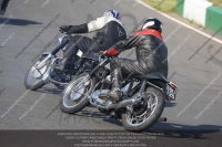 Vintage-motorcycle-club;eventdigitalimages;mallory-park;mallory-park-trackday-photographs;no-limits-trackdays;peter-wileman-photography;trackday-digital-images;trackday-photos;vmcc-festival-1000-bikes-photographs