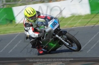 Vintage-motorcycle-club;eventdigitalimages;mallory-park;mallory-park-trackday-photographs;no-limits-trackdays;peter-wileman-photography;trackday-digital-images;trackday-photos;vmcc-festival-1000-bikes-photographs