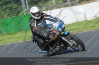 Vintage-motorcycle-club;eventdigitalimages;mallory-park;mallory-park-trackday-photographs;no-limits-trackdays;peter-wileman-photography;trackday-digital-images;trackday-photos;vmcc-festival-1000-bikes-photographs