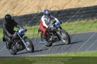 Vintage-motorcycle-club;eventdigitalimages;mallory-park;mallory-park-trackday-photographs;no-limits-trackdays;peter-wileman-photography;trackday-digital-images;trackday-photos;vmcc-festival-1000-bikes-photographs