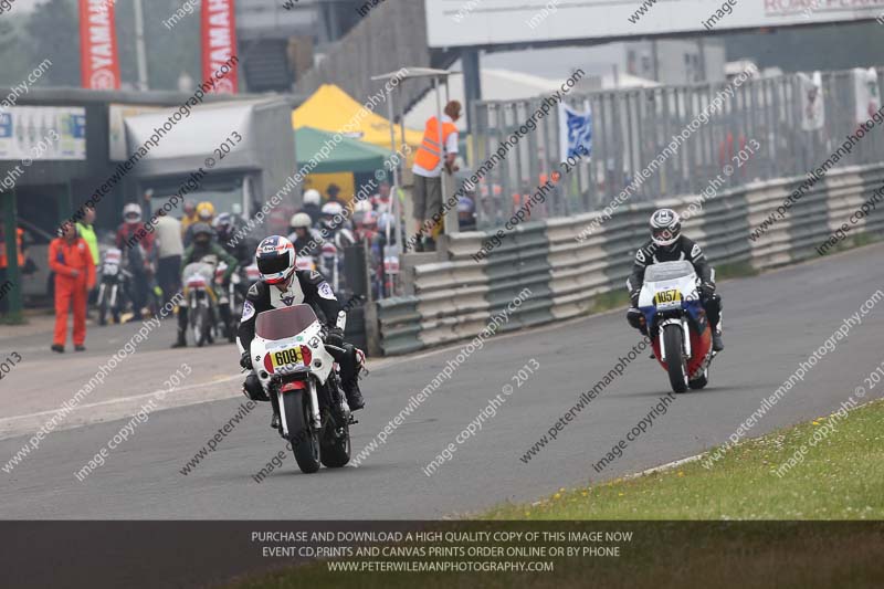 Vintage motorcycle club;eventdigitalimages;mallory park;mallory park trackday photographs;no limits trackdays;peter wileman photography;trackday digital images;trackday photos;vmcc festival 1000 bikes photographs