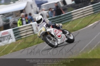 Vintage-motorcycle-club;eventdigitalimages;mallory-park;mallory-park-trackday-photographs;no-limits-trackdays;peter-wileman-photography;trackday-digital-images;trackday-photos;vmcc-festival-1000-bikes-photographs