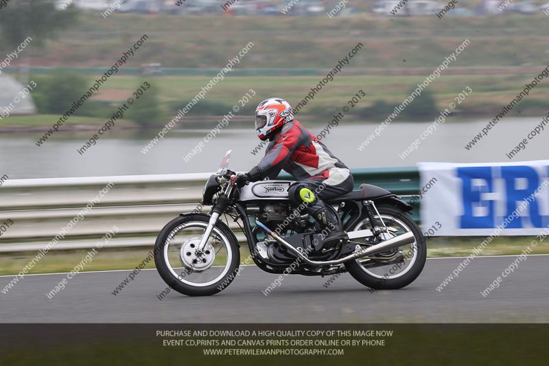 Vintage motorcycle club;eventdigitalimages;mallory park;mallory park trackday photographs;no limits trackdays;peter wileman photography;trackday digital images;trackday photos;vmcc festival 1000 bikes photographs