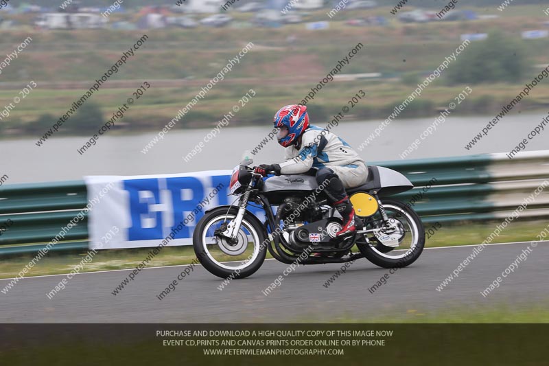 Vintage motorcycle club;eventdigitalimages;mallory park;mallory park trackday photographs;no limits trackdays;peter wileman photography;trackday digital images;trackday photos;vmcc festival 1000 bikes photographs