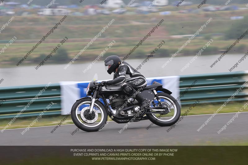 Vintage motorcycle club;eventdigitalimages;mallory park;mallory park trackday photographs;no limits trackdays;peter wileman photography;trackday digital images;trackday photos;vmcc festival 1000 bikes photographs