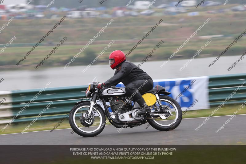 Vintage motorcycle club;eventdigitalimages;mallory park;mallory park trackday photographs;no limits trackdays;peter wileman photography;trackday digital images;trackday photos;vmcc festival 1000 bikes photographs