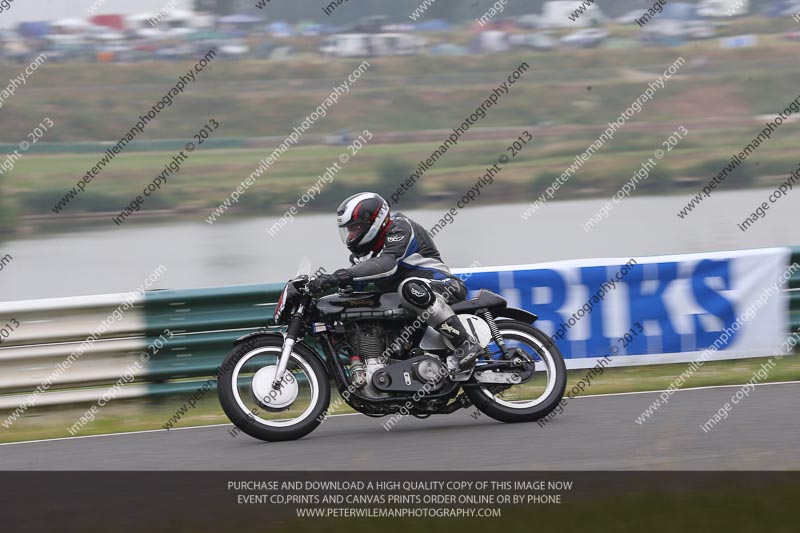 Vintage motorcycle club;eventdigitalimages;mallory park;mallory park trackday photographs;no limits trackdays;peter wileman photography;trackday digital images;trackday photos;vmcc festival 1000 bikes photographs