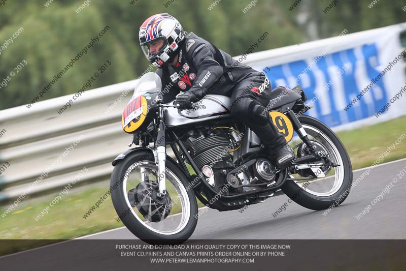 Vintage motorcycle club;eventdigitalimages;mallory park;mallory park trackday photographs;no limits trackdays;peter wileman photography;trackday digital images;trackday photos;vmcc festival 1000 bikes photographs