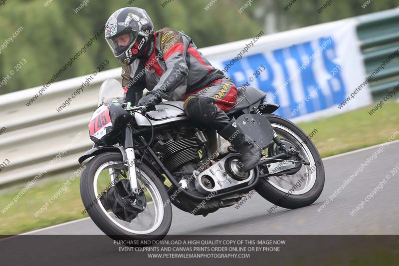 Vintage motorcycle club;eventdigitalimages;mallory park;mallory park trackday photographs;no limits trackdays;peter wileman photography;trackday digital images;trackday photos;vmcc festival 1000 bikes photographs