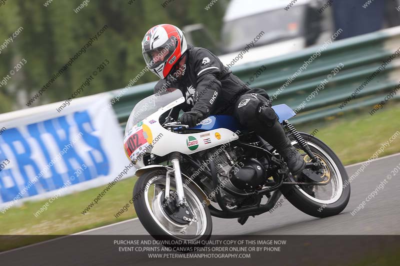 Vintage motorcycle club;eventdigitalimages;mallory park;mallory park trackday photographs;no limits trackdays;peter wileman photography;trackday digital images;trackday photos;vmcc festival 1000 bikes photographs