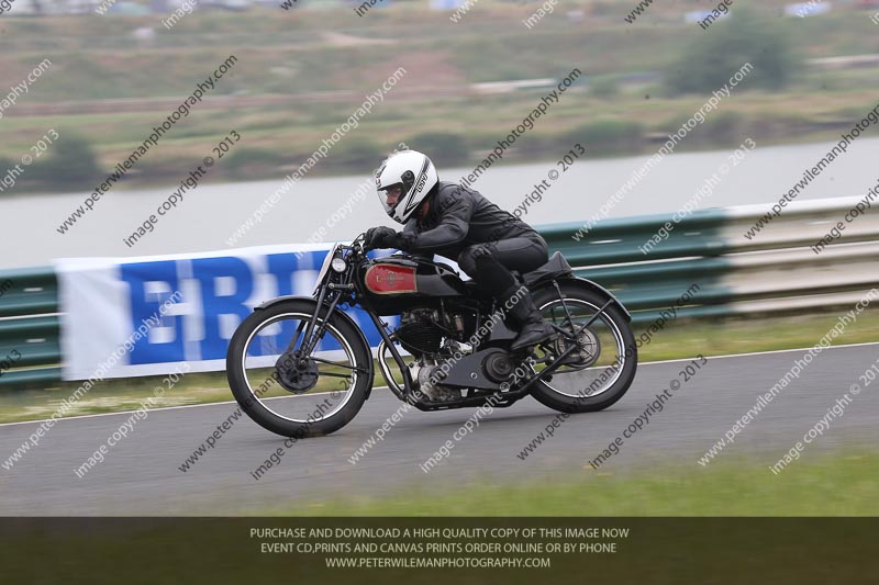 Vintage motorcycle club;eventdigitalimages;mallory park;mallory park trackday photographs;no limits trackdays;peter wileman photography;trackday digital images;trackday photos;vmcc festival 1000 bikes photographs