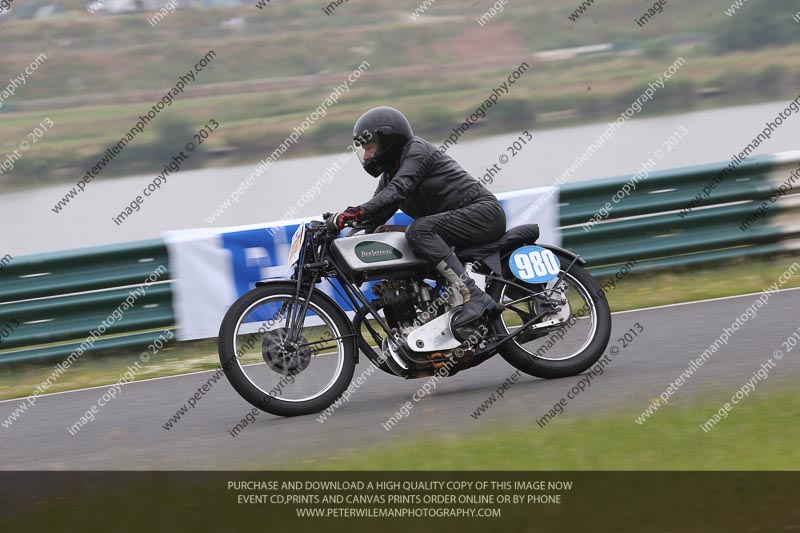 Vintage motorcycle club;eventdigitalimages;mallory park;mallory park trackday photographs;no limits trackdays;peter wileman photography;trackday digital images;trackday photos;vmcc festival 1000 bikes photographs