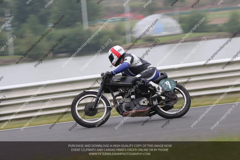 Vintage motorcycle club;eventdigitalimages;mallory park;mallory park trackday photographs;no limits trackdays;peter wileman photography;trackday digital images;trackday photos;vmcc festival 1000 bikes photographs