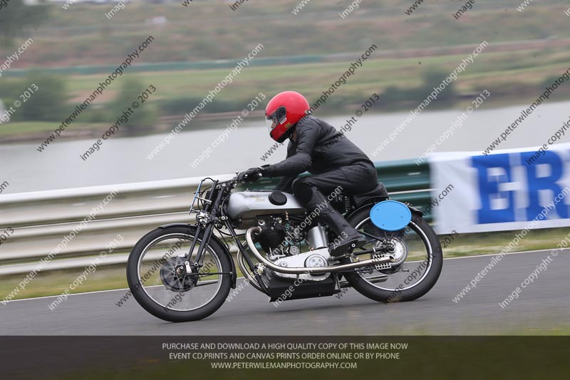 Vintage motorcycle club;eventdigitalimages;mallory park;mallory park trackday photographs;no limits trackdays;peter wileman photography;trackday digital images;trackday photos;vmcc festival 1000 bikes photographs