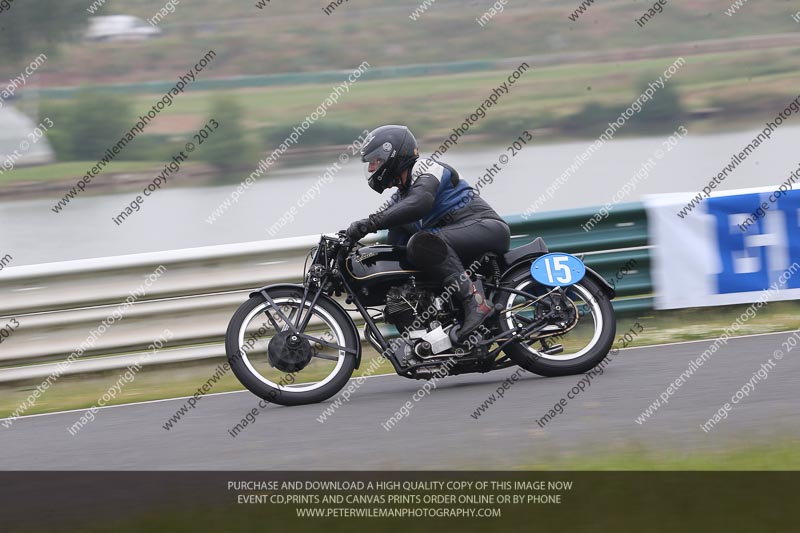 Vintage motorcycle club;eventdigitalimages;mallory park;mallory park trackday photographs;no limits trackdays;peter wileman photography;trackday digital images;trackday photos;vmcc festival 1000 bikes photographs