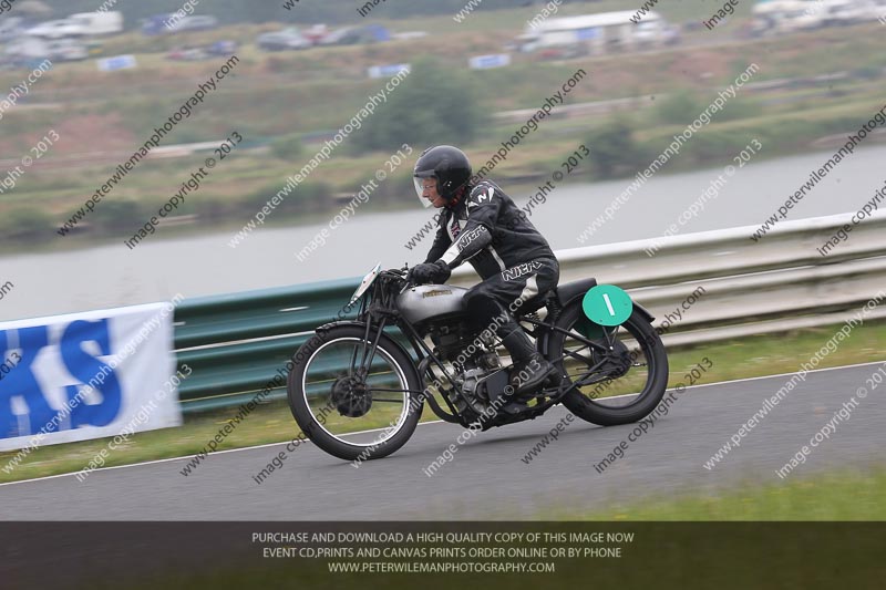 Vintage motorcycle club;eventdigitalimages;mallory park;mallory park trackday photographs;no limits trackdays;peter wileman photography;trackday digital images;trackday photos;vmcc festival 1000 bikes photographs