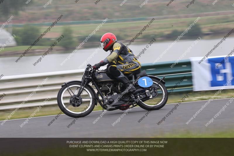 Vintage motorcycle club;eventdigitalimages;mallory park;mallory park trackday photographs;no limits trackdays;peter wileman photography;trackday digital images;trackday photos;vmcc festival 1000 bikes photographs