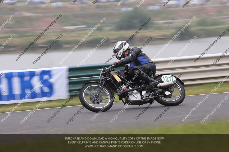 Vintage motorcycle club;eventdigitalimages;mallory park;mallory park trackday photographs;no limits trackdays;peter wileman photography;trackday digital images;trackday photos;vmcc festival 1000 bikes photographs