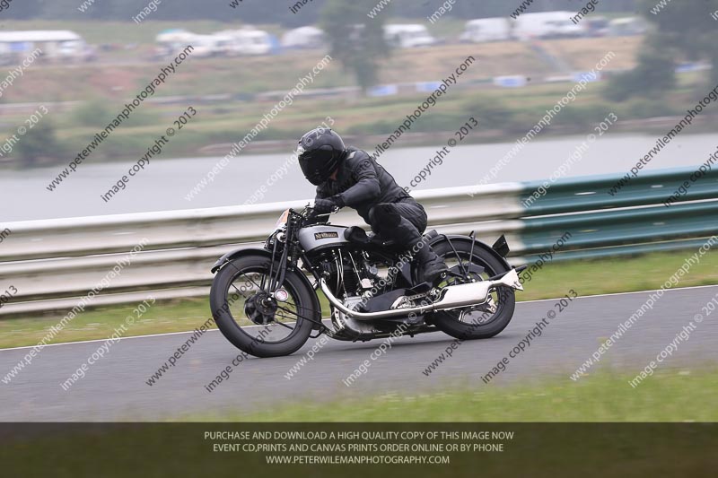 Vintage motorcycle club;eventdigitalimages;mallory park;mallory park trackday photographs;no limits trackdays;peter wileman photography;trackday digital images;trackday photos;vmcc festival 1000 bikes photographs