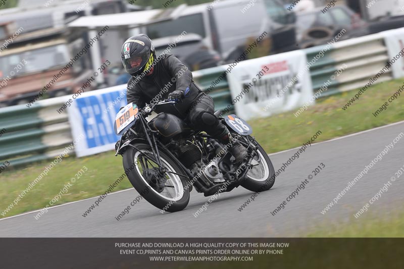 Vintage motorcycle club;eventdigitalimages;mallory park;mallory park trackday photographs;no limits trackdays;peter wileman photography;trackday digital images;trackday photos;vmcc festival 1000 bikes photographs