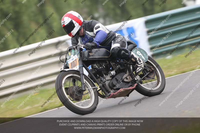 Vintage motorcycle club;eventdigitalimages;mallory park;mallory park trackday photographs;no limits trackdays;peter wileman photography;trackday digital images;trackday photos;vmcc festival 1000 bikes photographs