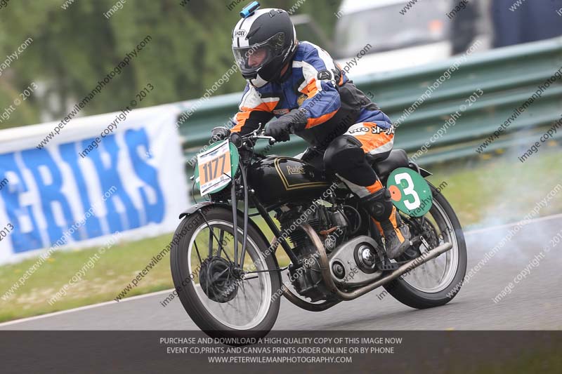 Vintage motorcycle club;eventdigitalimages;mallory park;mallory park trackday photographs;no limits trackdays;peter wileman photography;trackday digital images;trackday photos;vmcc festival 1000 bikes photographs