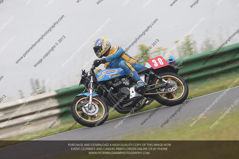 Vintage motorcycle club;eventdigitalimages;mallory park;mallory park trackday photographs;no limits trackdays;peter wileman photography;trackday digital images;trackday photos;vmcc festival 1000 bikes photographs