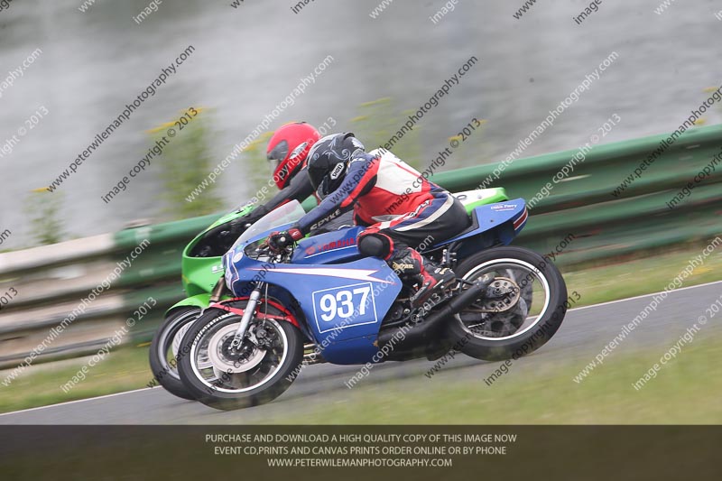 Vintage motorcycle club;eventdigitalimages;mallory park;mallory park trackday photographs;no limits trackdays;peter wileman photography;trackday digital images;trackday photos;vmcc festival 1000 bikes photographs