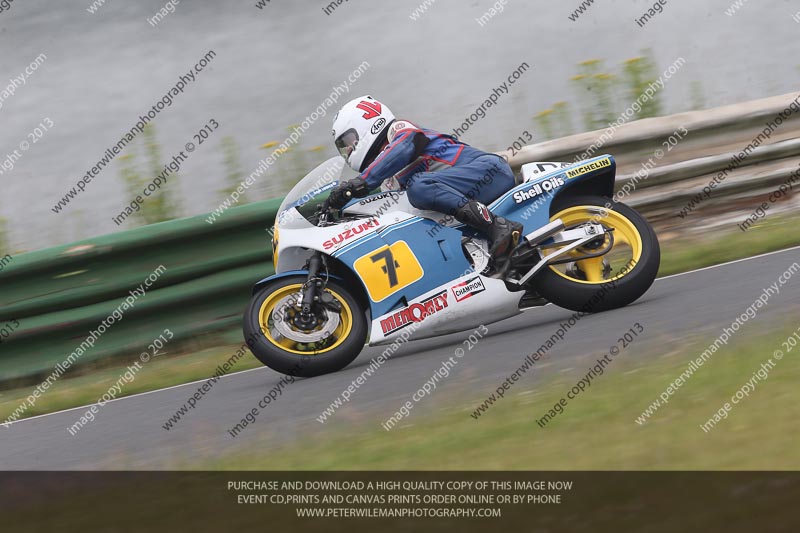 Vintage motorcycle club;eventdigitalimages;mallory park;mallory park trackday photographs;no limits trackdays;peter wileman photography;trackday digital images;trackday photos;vmcc festival 1000 bikes photographs