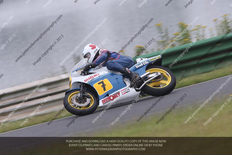 Vintage motorcycle club;eventdigitalimages;mallory park;mallory park trackday photographs;no limits trackdays;peter wileman photography;trackday digital images;trackday photos;vmcc festival 1000 bikes photographs