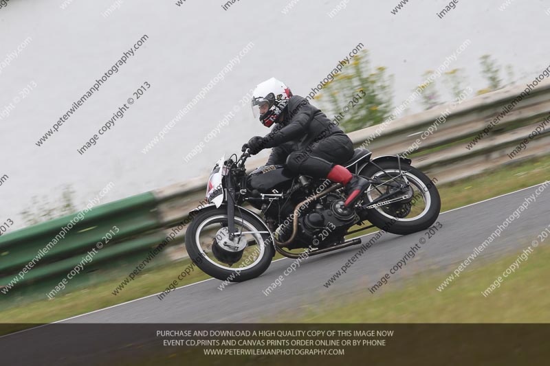 Vintage motorcycle club;eventdigitalimages;mallory park;mallory park trackday photographs;no limits trackdays;peter wileman photography;trackday digital images;trackday photos;vmcc festival 1000 bikes photographs