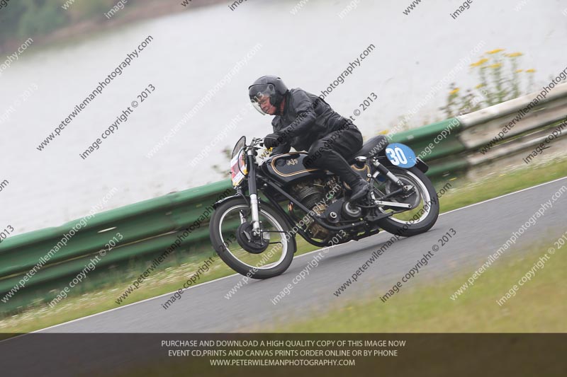 Vintage motorcycle club;eventdigitalimages;mallory park;mallory park trackday photographs;no limits trackdays;peter wileman photography;trackday digital images;trackday photos;vmcc festival 1000 bikes photographs