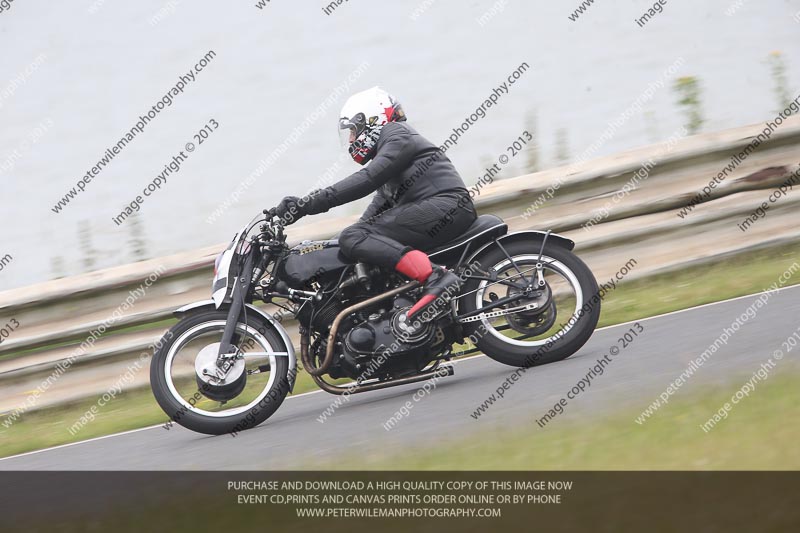 Vintage motorcycle club;eventdigitalimages;mallory park;mallory park trackday photographs;no limits trackdays;peter wileman photography;trackday digital images;trackday photos;vmcc festival 1000 bikes photographs