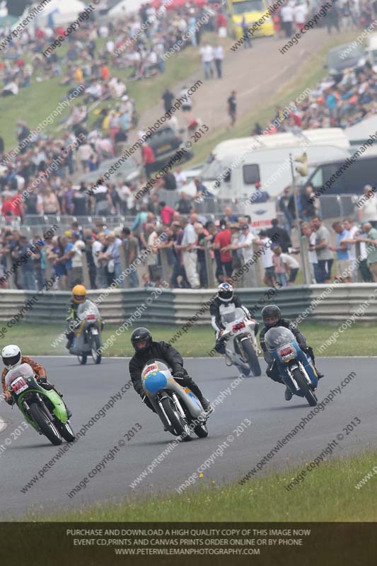 Vintage motorcycle club;eventdigitalimages;mallory park;mallory park trackday photographs;no limits trackdays;peter wileman photography;trackday digital images;trackday photos;vmcc festival 1000 bikes photographs