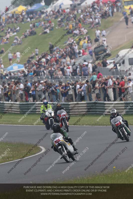 Vintage motorcycle club;eventdigitalimages;mallory park;mallory park trackday photographs;no limits trackdays;peter wileman photography;trackday digital images;trackday photos;vmcc festival 1000 bikes photographs