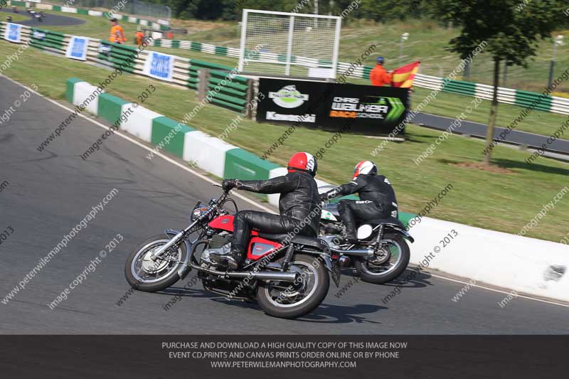 Vintage motorcycle club;eventdigitalimages;mallory park;mallory park trackday photographs;no limits trackdays;peter wileman photography;trackday digital images;trackday photos;vmcc festival 1000 bikes photographs