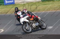 Vintage-motorcycle-club;eventdigitalimages;mallory-park;mallory-park-trackday-photographs;no-limits-trackdays;peter-wileman-photography;trackday-digital-images;trackday-photos;vmcc-festival-1000-bikes-photographs