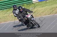 Vintage-motorcycle-club;eventdigitalimages;mallory-park;mallory-park-trackday-photographs;no-limits-trackdays;peter-wileman-photography;trackday-digital-images;trackday-photos;vmcc-festival-1000-bikes-photographs